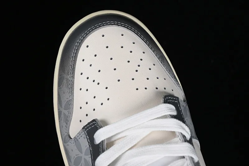 All categories Nk SB Dunk series Nk SB Dunk Low low-top sneakers Nk Dunk Low Panda Prank CNY Year of the Dragon Limited Edition Youlongzeling-Shuiyun SB low-top casual sneakers FV8106-181